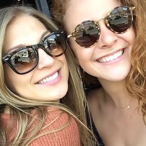 Meet your Posher, Anekka